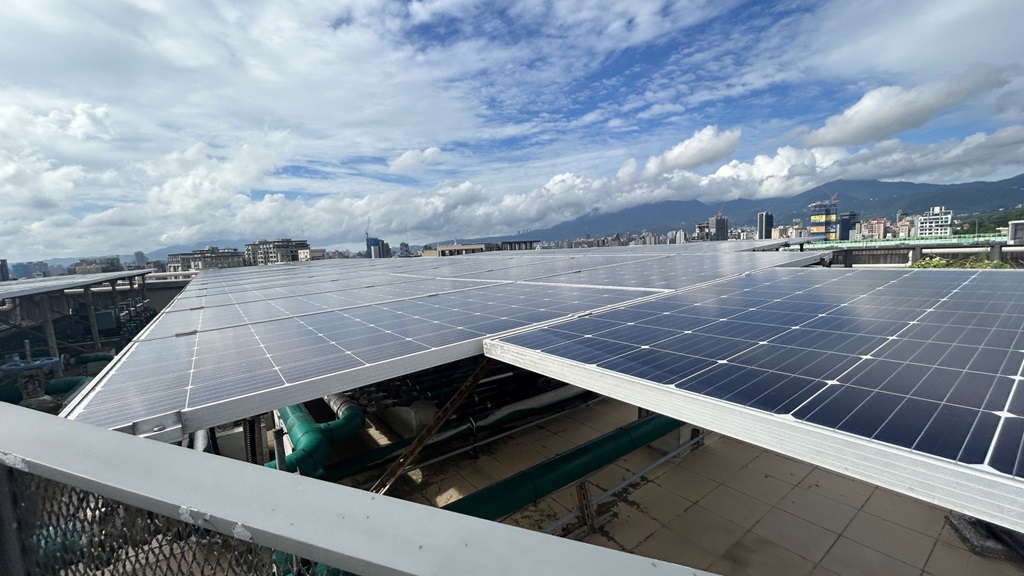 臺東縣政府即日起放寬屋頂設置太陽光電申請補助資格　最高補助10萬