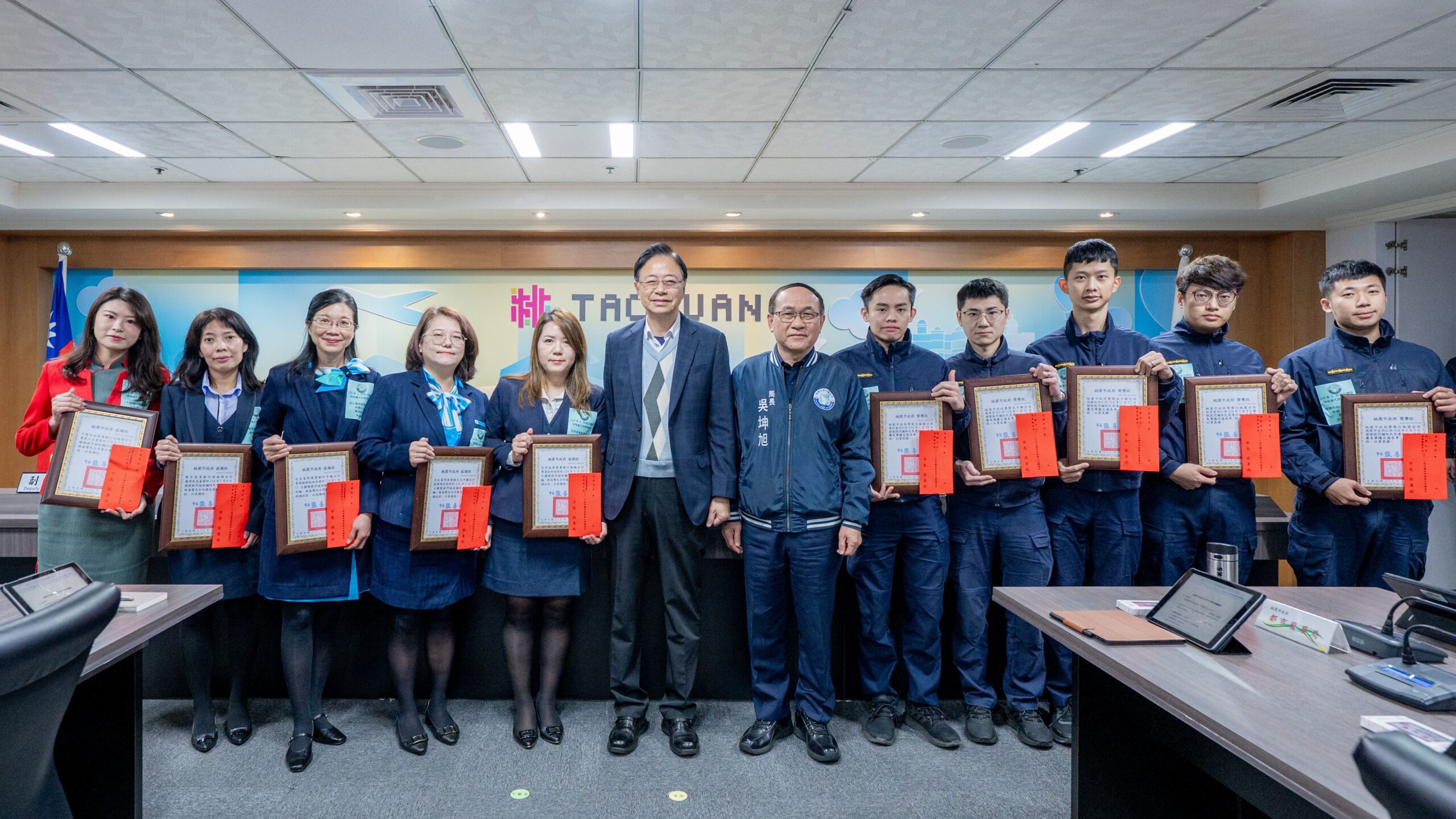 反詐英雄     桃市府表揚14名重大詐案警銀有功人員  