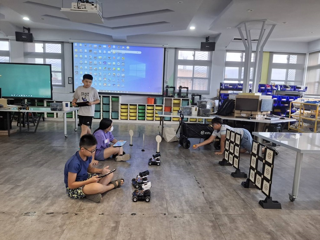 臺東縣國中小推展科技教育深化教育科技應用　以5G智慧學習與機器人自主探究課程