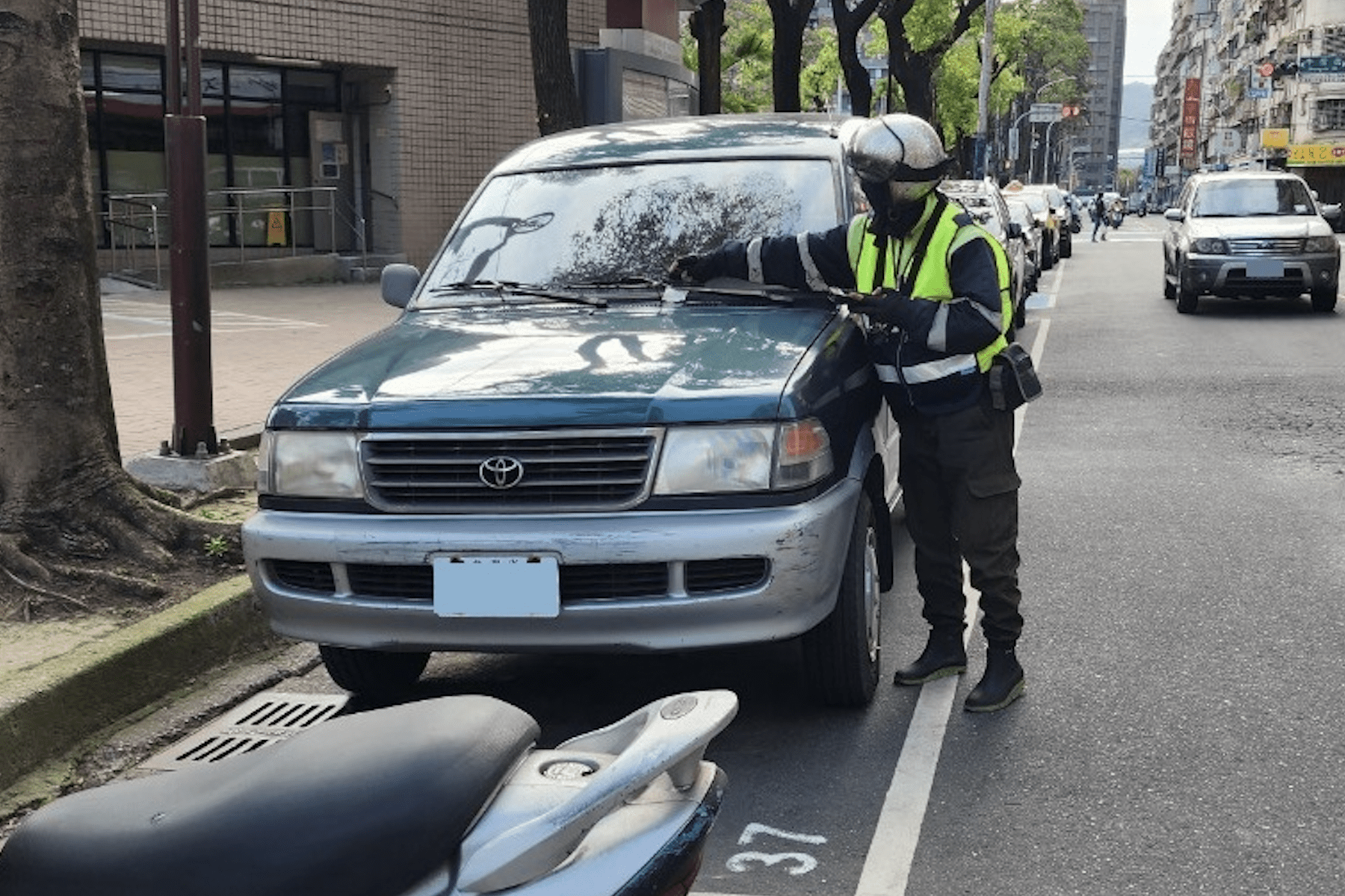 端午假期新北停車注意     平日停車格免費     觀光商圈依舊收費維持秩序